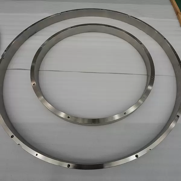 Daripada Kekuatan kepada Awet Muda: Faedah Bahagian Tempaan Cincin Keluli Tahan Karat